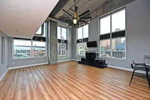 353 W 4th St, Cincinnati, OH 45202 - Photo 2