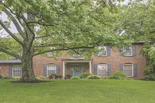 7926 Blairhouse Dr, Anderson Township, OH 45244 - Photo 2