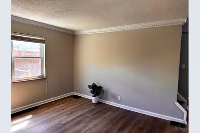 1612 Hunt Rd, Reading, OH 45215 - Photo 4