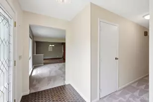 7694 Kennesaw Dr, West Chester, OH 45069 - Photo 4