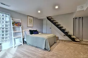 2171 Sohn St, Cincinnati, OH 45219 - Photo 30