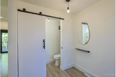 2171 Sohn Street, Cincinnati, OH 45219 - Photo 10