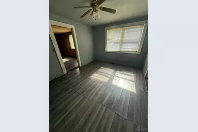 955 Simmons Avenue, Lincoln Heights, OH 45215 - Photo 6