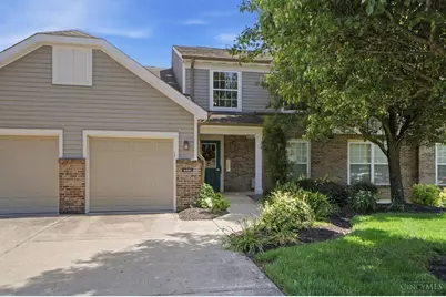 4421 North Shore Drive #302, Deerfield Township, OH 45040 - Photo 2