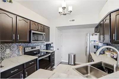 4421 North Shore Drive #302, Deerfield Township, OH 45040 - Photo 14