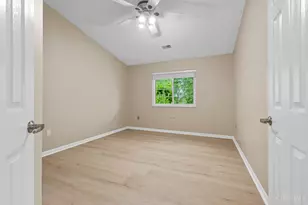 510 Carrington Ln, Loveland, OH 45140 - Photo 10