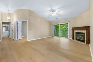510 Carrington Ln, Loveland, OH 45140 - Photo 8