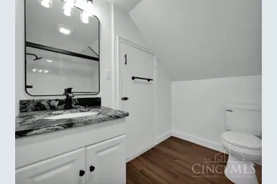 3942 Standish Avenue, Cincinnati, OH 45213 - Photo 8