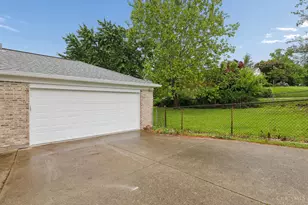 3141 Balsamridge Dr, Cincinnati, OH 45239 - Photo 46