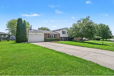 6092 Brofield Drive, Fairfield Township, OH 45011 - Photo 2