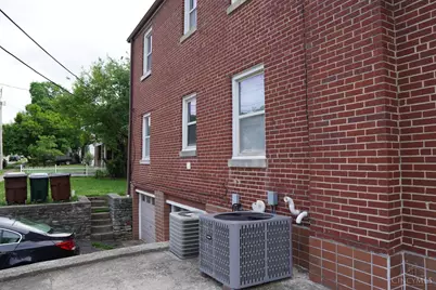 2345 Losantiville Avenue, Golf Manor, OH 45237 - Photo 6