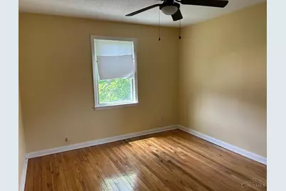 2345 Losantiville Avenue, Golf Manor, OH 45237 - Photo 16