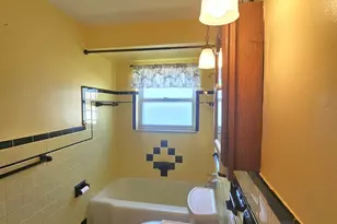 1725 Norcol Ln, Cincinnati, OH 45231 - Photo 12
