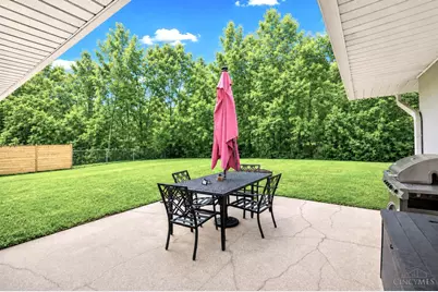 562 Rancho Lane, Union Township, OH 45244 - Photo 18