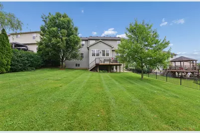 4869 Kleeman Green Drive, Cincinnati, OH 45211 - Photo 44