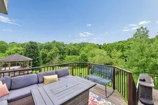4869 Kleeman Green Dr, Cincinnati, OH 45211 - Photo 42