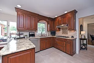 6453 Oldbarn Ct, Madeira, OH 45243 - Photo 14
