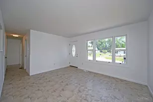 585 Brantner Ln, Union Township, OH 45244 - Photo 10