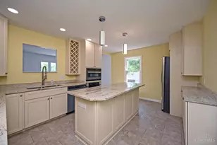 585 Brantner Ln, Union Township, OH 45244 - Photo 14