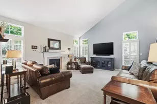 5706 Treeside Dr, Liberty Township, OH 45044 - Photo 2