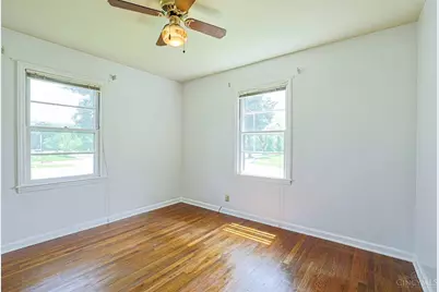 399 S Eastview Parkway, Hamilton, OH 45011 - Photo 14