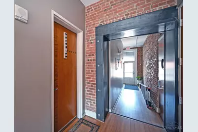 1222 Republic Street #3, Cincinnati, OH 45202 - Photo 2