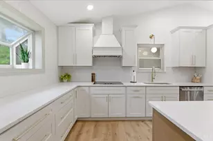 3534 Constitution Ct, Green Township, OH 45248 - Photo 16