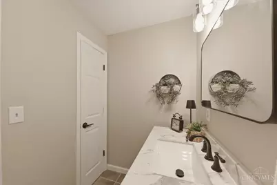 6611 Hendrickson Road, Middletown, OH 45044 - Photo 28