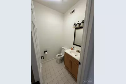 9754 Kenwood Road, Blue Ash, OH 45242 - Photo 16