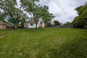 2961 Spruceway Dr, Colerain Township, OH 45251 - Photo 4
