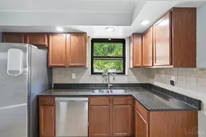5642 Surrey Avenue, Green Township, OH 45248 - Photo 12