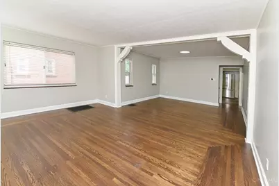 506 Mentola Avenue, Delhi Township, OH 45205 - Photo 8