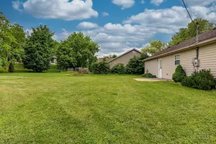 303 N 1st St, Trenton, OH 45067 - Photo 6