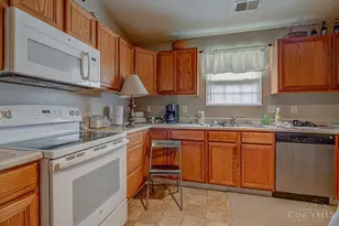 303 N 1st St, Trenton, OH 45067 - Photo 12