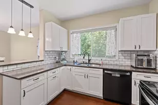 6424 Montgomery Rd, Cincinnati, OH 45213 - Photo 10