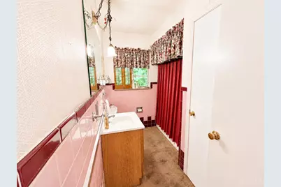 33 Imbler Drive, Cincinnati, OH 45218 - Photo 8