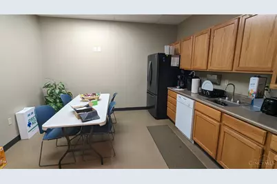 8368 Princeton Glendale Road, West Chester, OH 45069 - Photo 10
