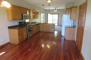 432 E Main St, Leesburg, OH 45135 - Photo 4
