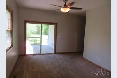 432 E Main Street, Leesburg, OH 45135 - Photo 8