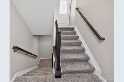 405 Bethpage Way, Turtle Creek Township, OH 45036 - Photo 6