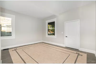 1421 Jefferson Avenue, Reading, OH 45215 - Photo 6