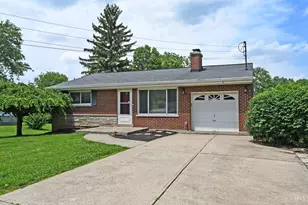 6988 Dimmick Rd, West Chester, OH 45069 - Photo 2