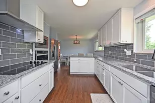 6988 Dimmick Rd, West Chester, OH 45069 - Photo 14