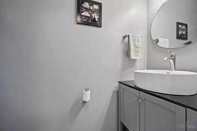 8592 Sunmont Drive, Anderson Township, OH 45255 - Photo 16