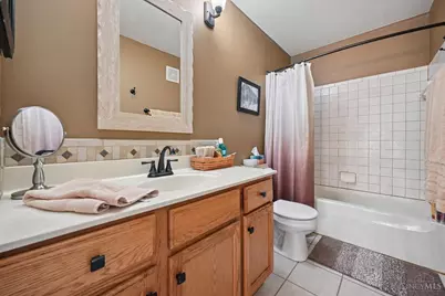 8592 Sunmont Drive, Anderson Township, OH 45255 - Photo 28