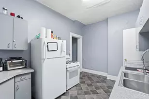 2238 Flora St, Cincinnati, OH 45219 - Photo 6