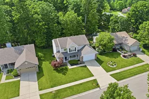 8777 Woolstone Ct, Hamilton Township, OH 45039 - Photo 2