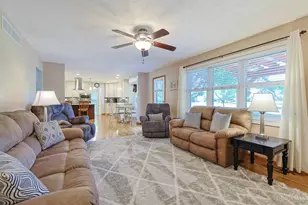 6337 Tay Berry Dr, Liberty Township, OH 45011 - Photo 10