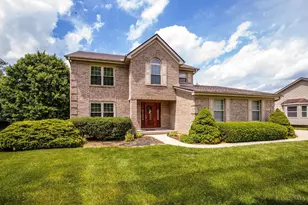 7757 Austin Ridge Dr, Cincinnati, OH 45247 - Photo 2