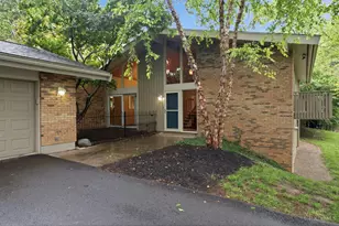 3622 Lobelia Dr, Blue Ash, OH 45241 - Photo 2